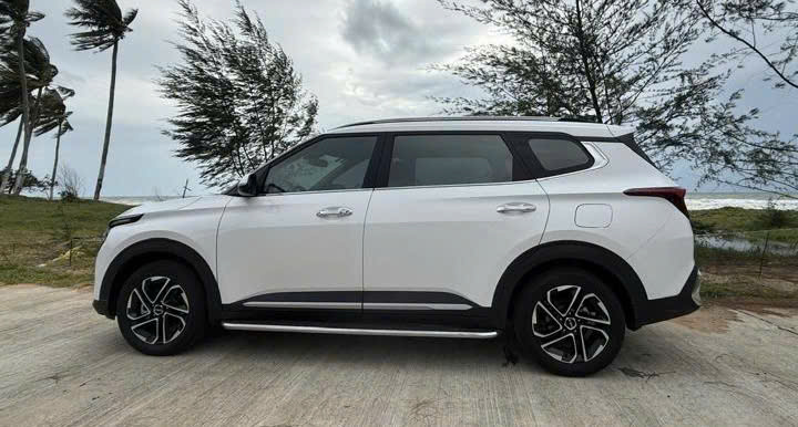 thuê xe Phú Quốc KIA Carens